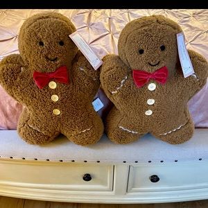 Gingerbread Pillow Set